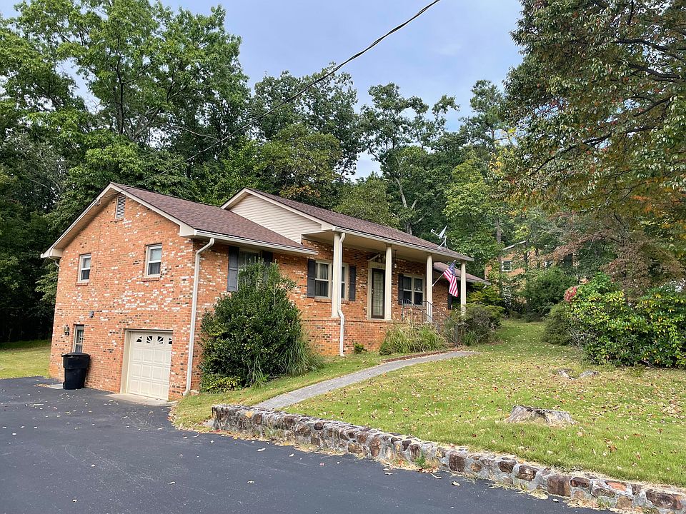 1st image of 2206 Coachman Dr