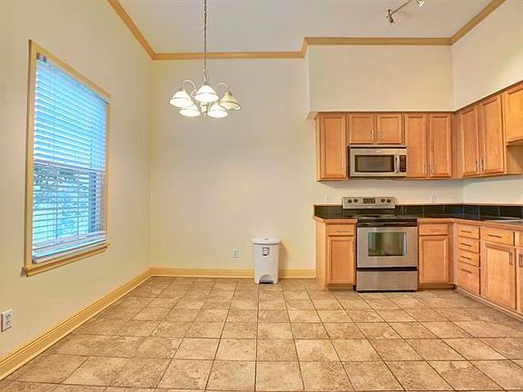 3rd image of 7444 Saint Charles Ave #111-unit 1