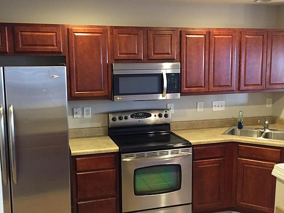 2nd image of 11159 Saintsbury Pl