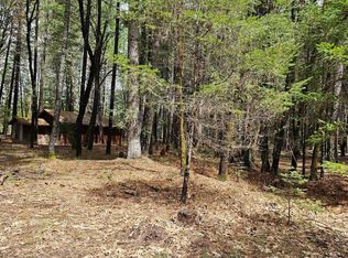 262 Taurus Ln, Cave Junction, OR 97523