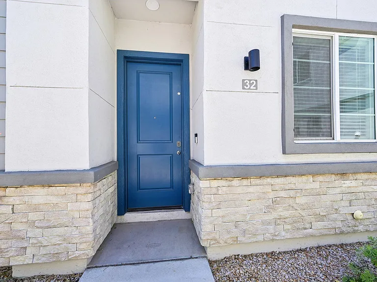 Baseline on 16 — Photo 39