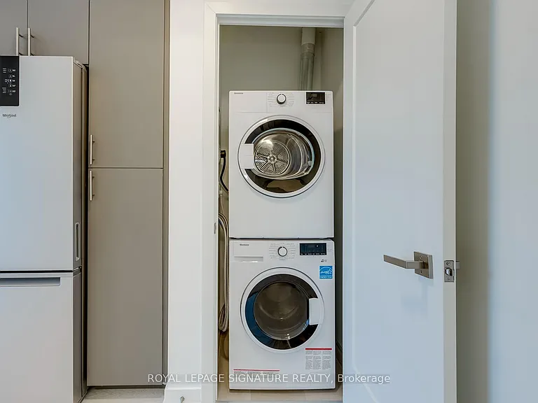 415 Main St W #417 — Photo 18
