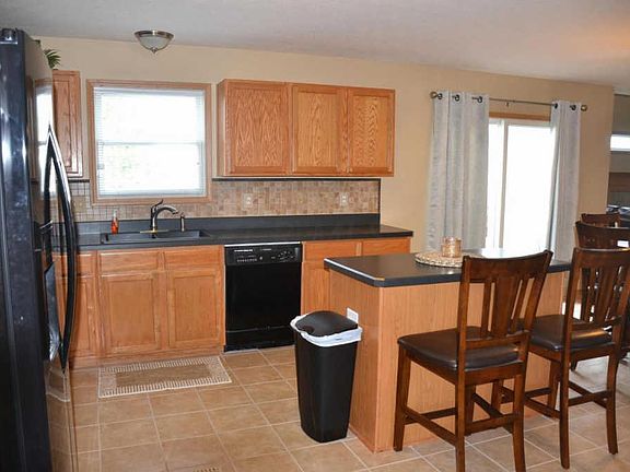 5th image of 2044 Preakness Pl