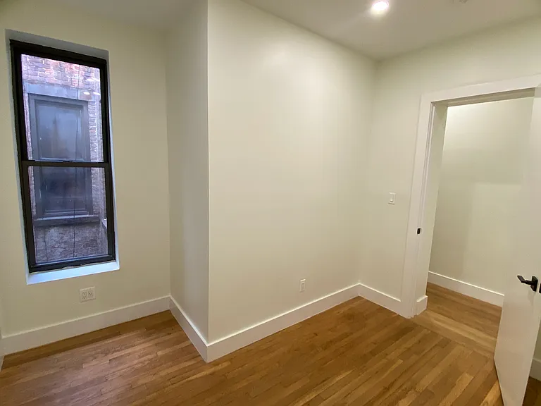 448 W 57th St #4B — Photo 5