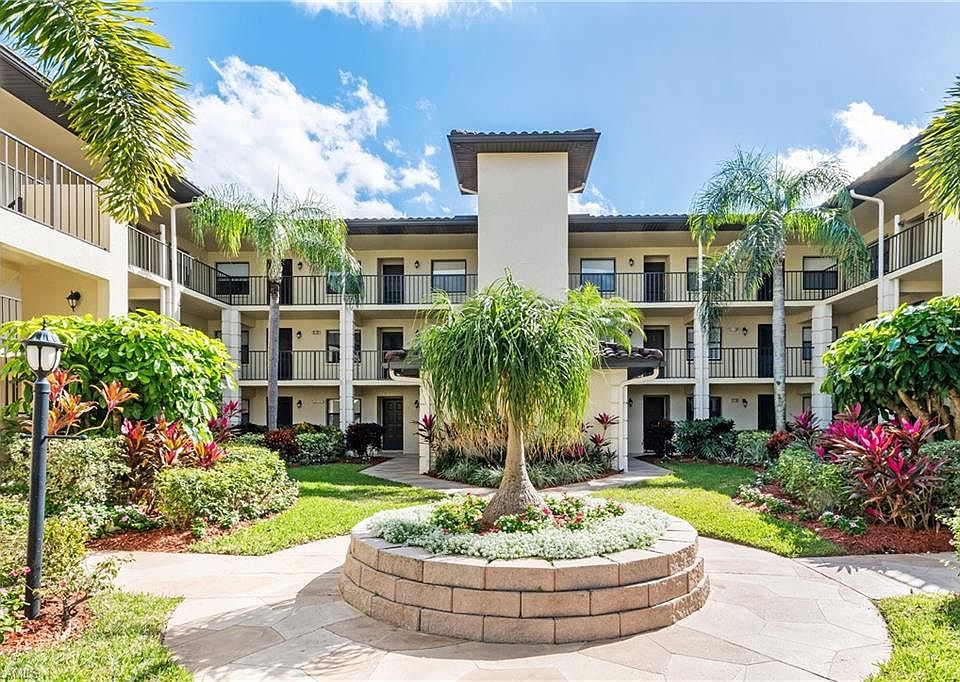 1st image of 221 Fox Glen Dr APT 2304