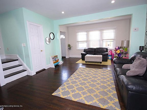 5th image of 253 Prescott Ave