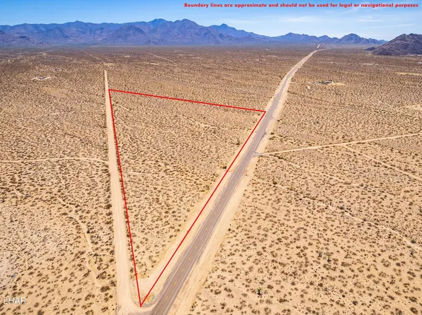 243-10 S Alamo Rd #3, Yucca, AZ 86438