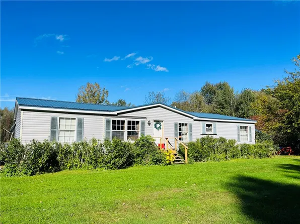 4859 Lasher Rd, Wolcott, NY 14590