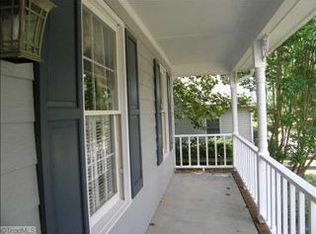 412 Summertree Ct, Winston Salem, NC 27127