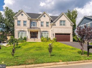 6626 Ivy Hill Dr, Mc Lean, VA 22101
