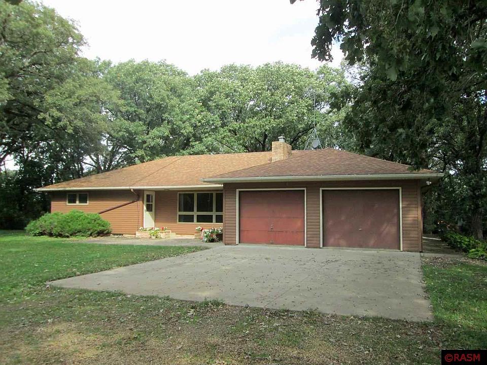 1st image of 69376 420th St