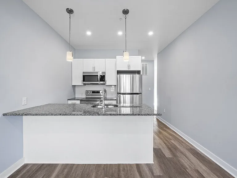 East Tioga Lofts — Photo 24