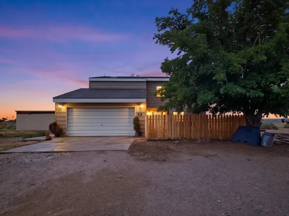 14 Juan Rd, Los Lunas, NM 87031