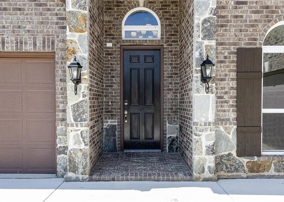 1st image of 7624 Echo Hill Ln