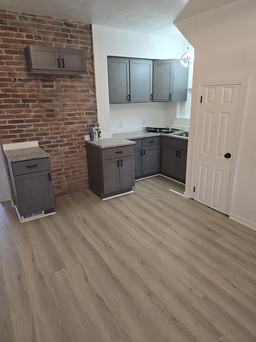 86 Highland Ave photo 1