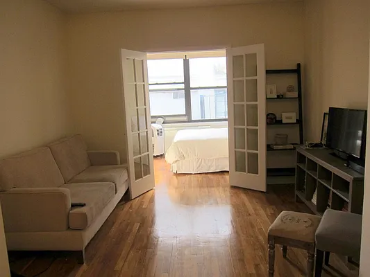 Rented by Tosh Marks Property Group | media 21