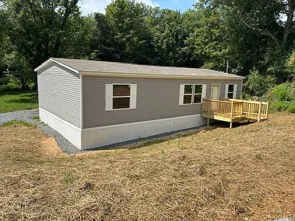 1155 Main St, Mosheim, TN 37818