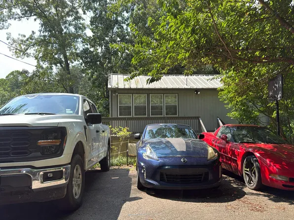 805 Twin Mountain Lake Cir, Talking Rock, GA 30175