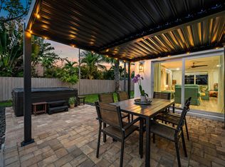 517 Gulf Rd, North Palm Beach, FL 33408
