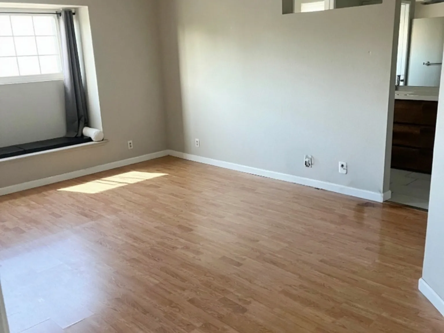 4 bed, 1539 sqft, $1,300 — Photo 2