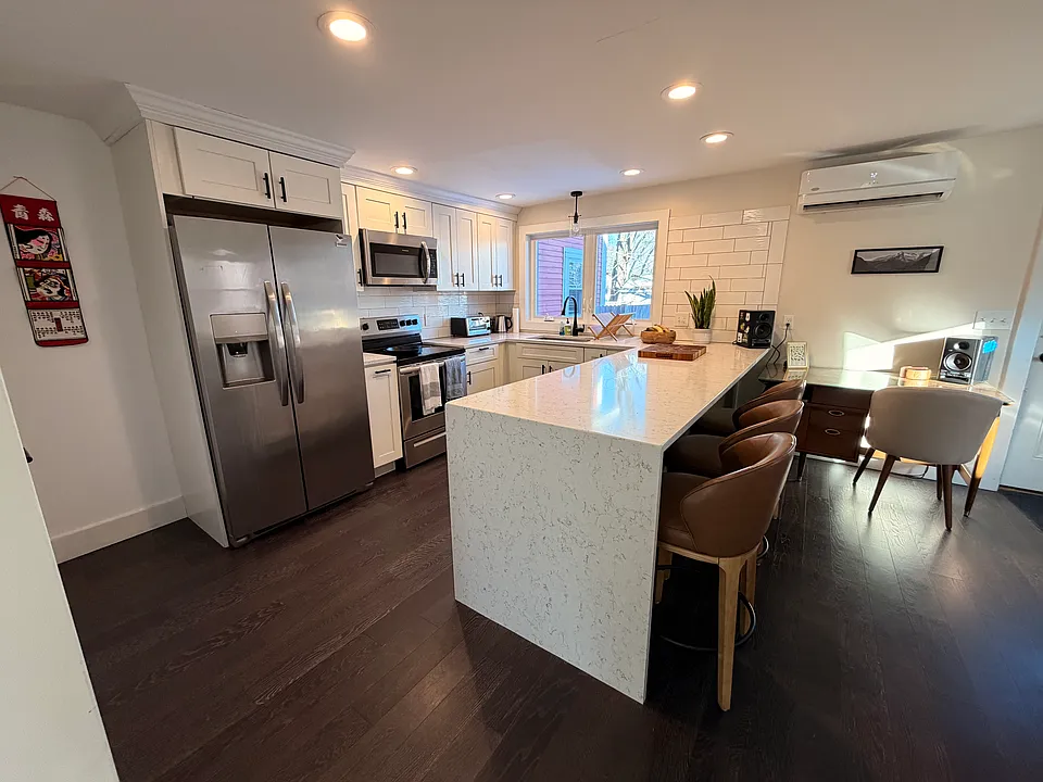 150 Sawyer St