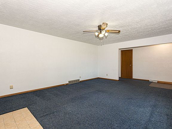 5th image of 11719 1st St E