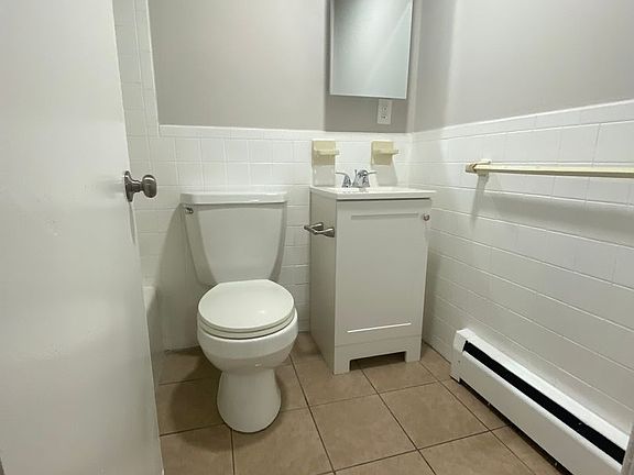 5th image of 134-140-148 Willard St #140-3