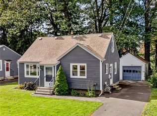 45 Marwood Rd, Rochester, NY 14616
