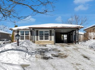 42 Moultrey Cres, Halton Hills, ON L7G4N5