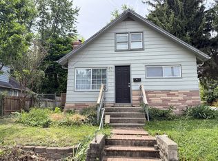 302 S Hocker Ave, Independence, MO 64050