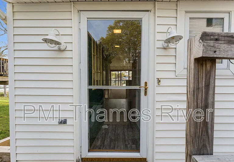 33 Laurel St — Photo 50