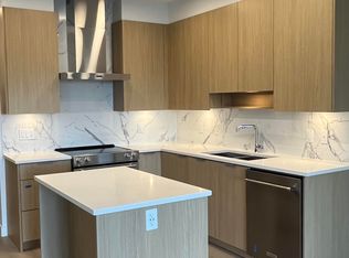 7799 17th St #2X2, Burnaby, BC