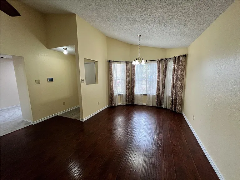 16202 Edgerly Ct — Photo 6