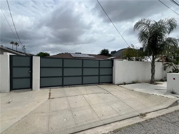 11024 Peoria St, Sun Valley, CA 91352