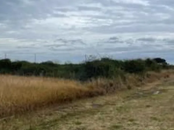 511 Serene Dr E, Victoria, TX 77905