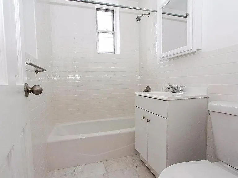 5532 Netherland Ave #B — Photo 5