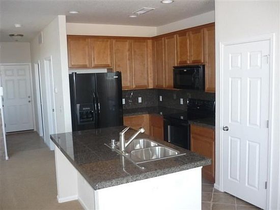 Kitchen with island