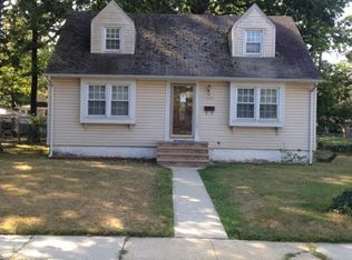 1300 Sunnyside Pl, Plainfield, NJ 07060