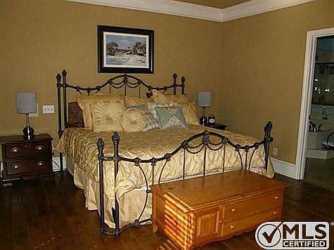 5th image of 340 Craig Cir