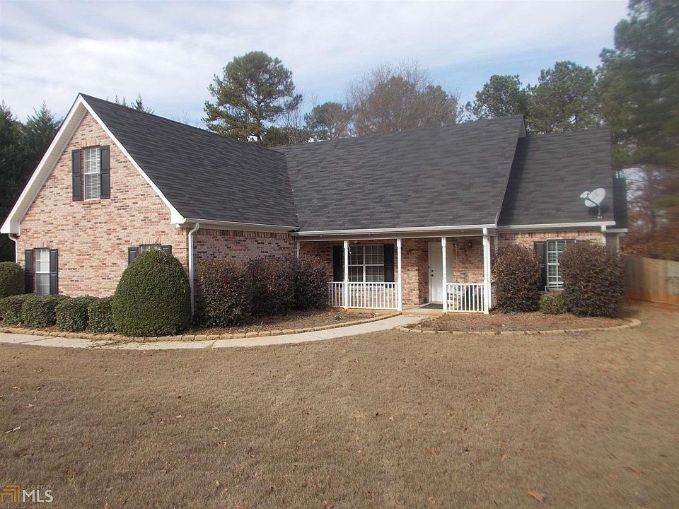 2nd image of 45 Rose Walk Dr