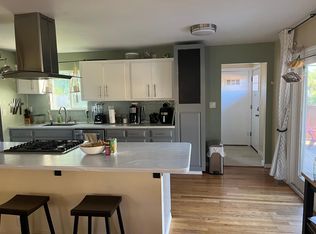 12245 NE Russell St, Portland, OR 97230