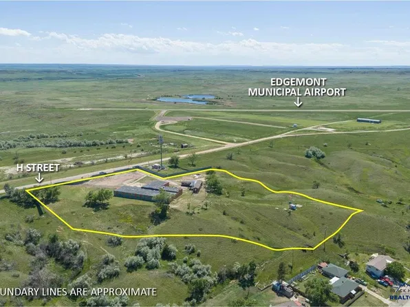 908 W H St, Edgemont, SD 57735