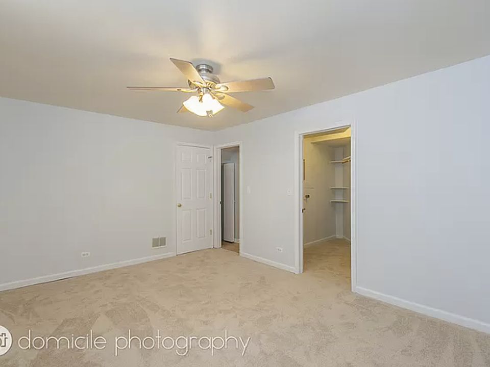 1st image of 1712 W Altgeld St #A