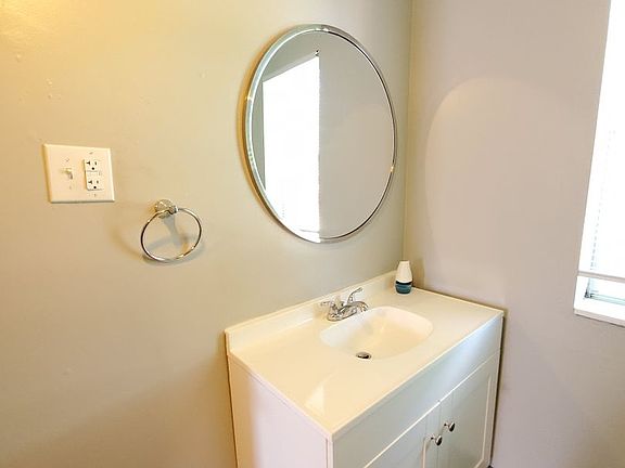 3rd image of 83-93 Lechner Ave #89