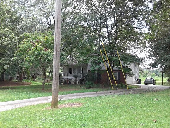 4th image of 2624 Laurel Woods Ln SE