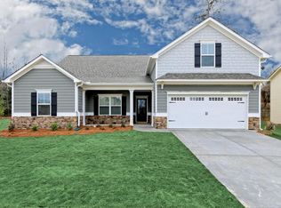 401 Benstone Dr, Calhoun, GA 30701