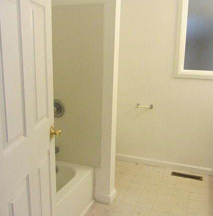Oversized Bathroom with Washer Dryer Hookups