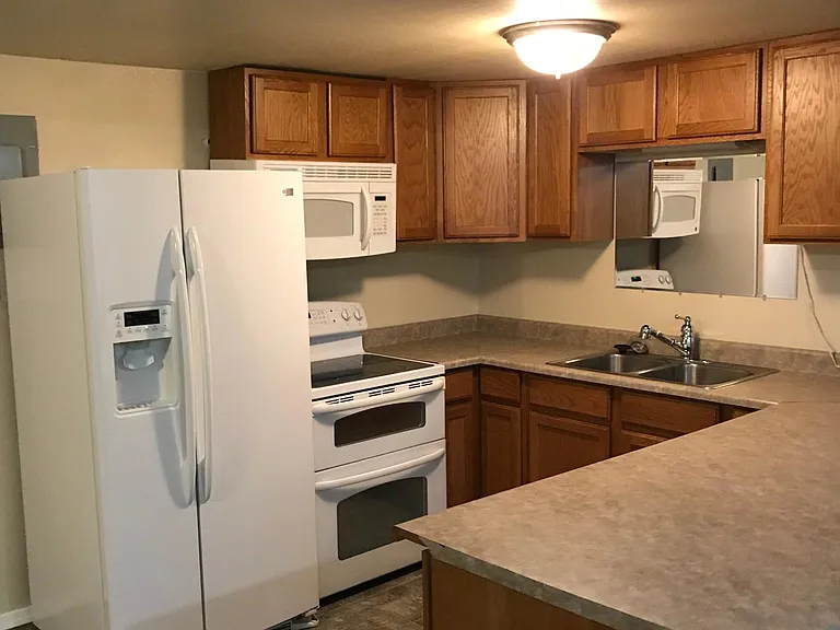 Peggy Ann Dr — Photo 1