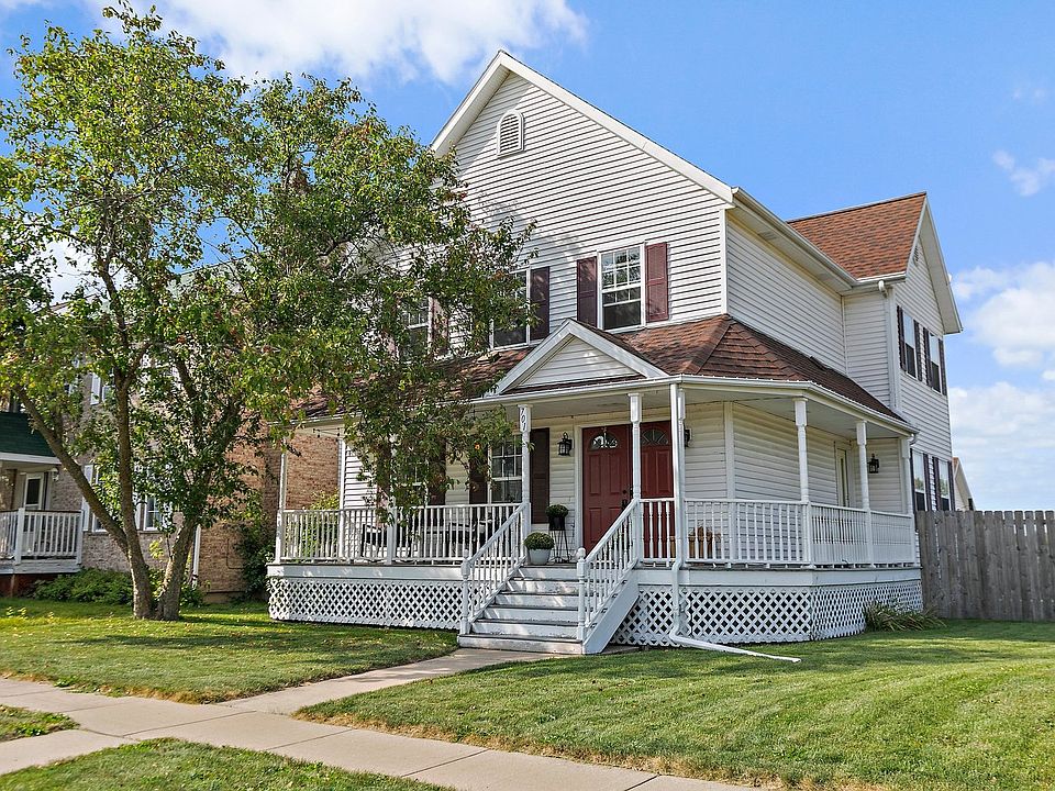 1st image of 701 W Benham St