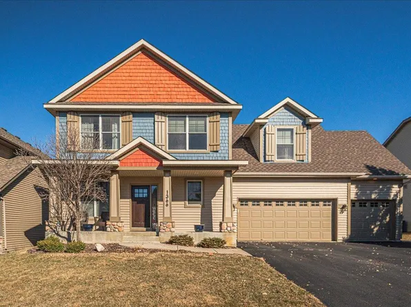1366 Romeo Ct, Chaska, MN 55318